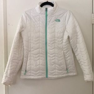 North Face Puffer Jacket in White